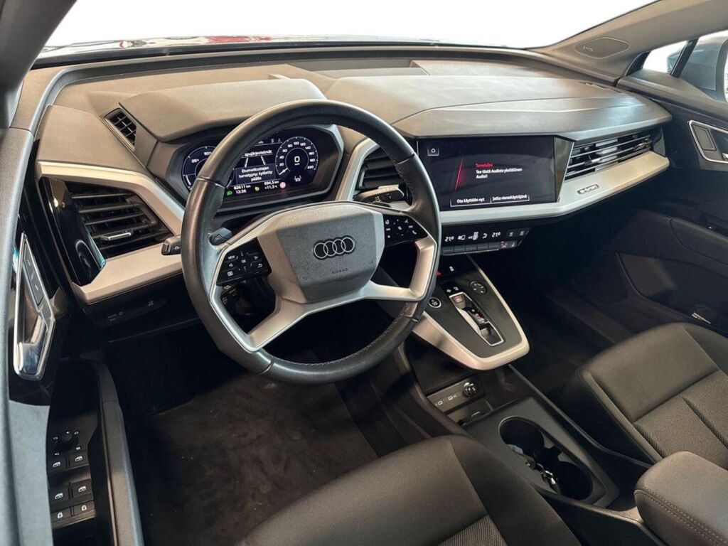 Audi Q4 e-tron 2023 Sininen