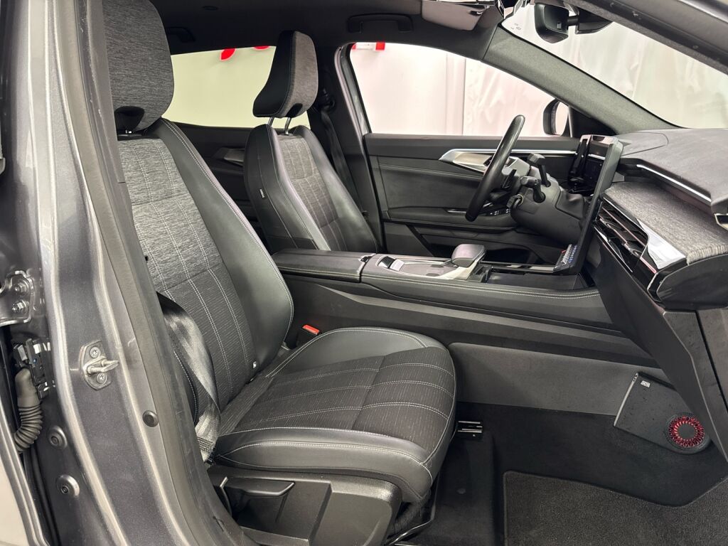 Renault Austral 2023 Harmaa