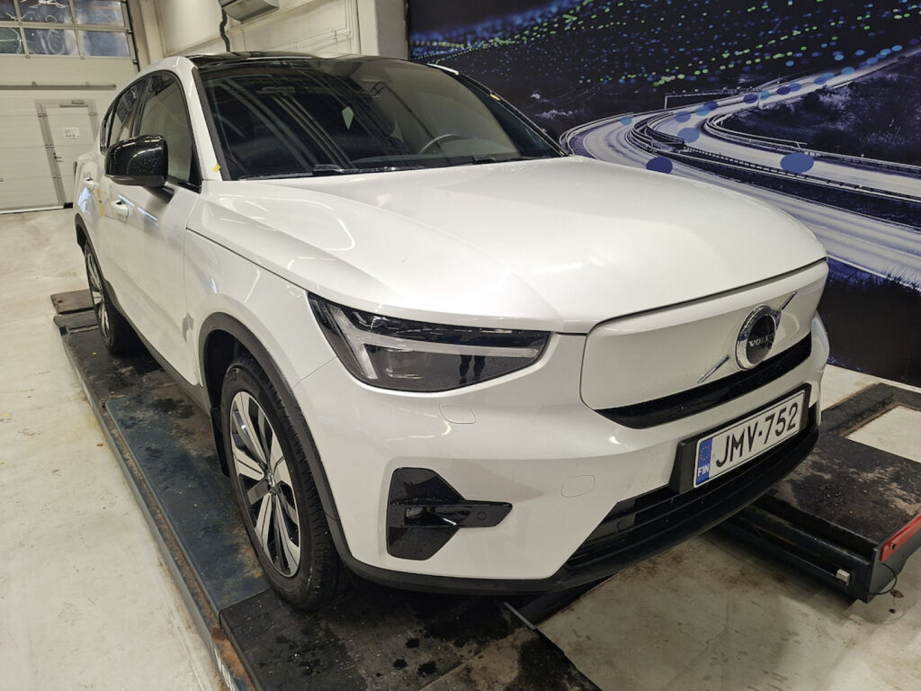 Volvo C40 2023 Valkoinen