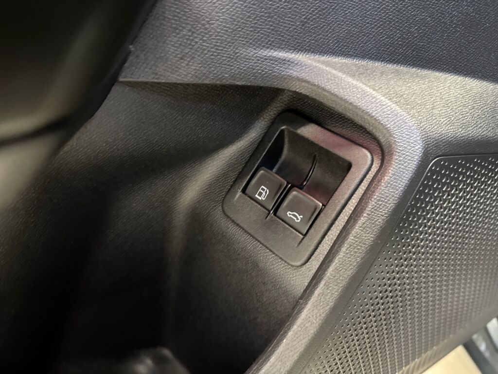 Seat Leon Sportstourer 2021 Harmaa