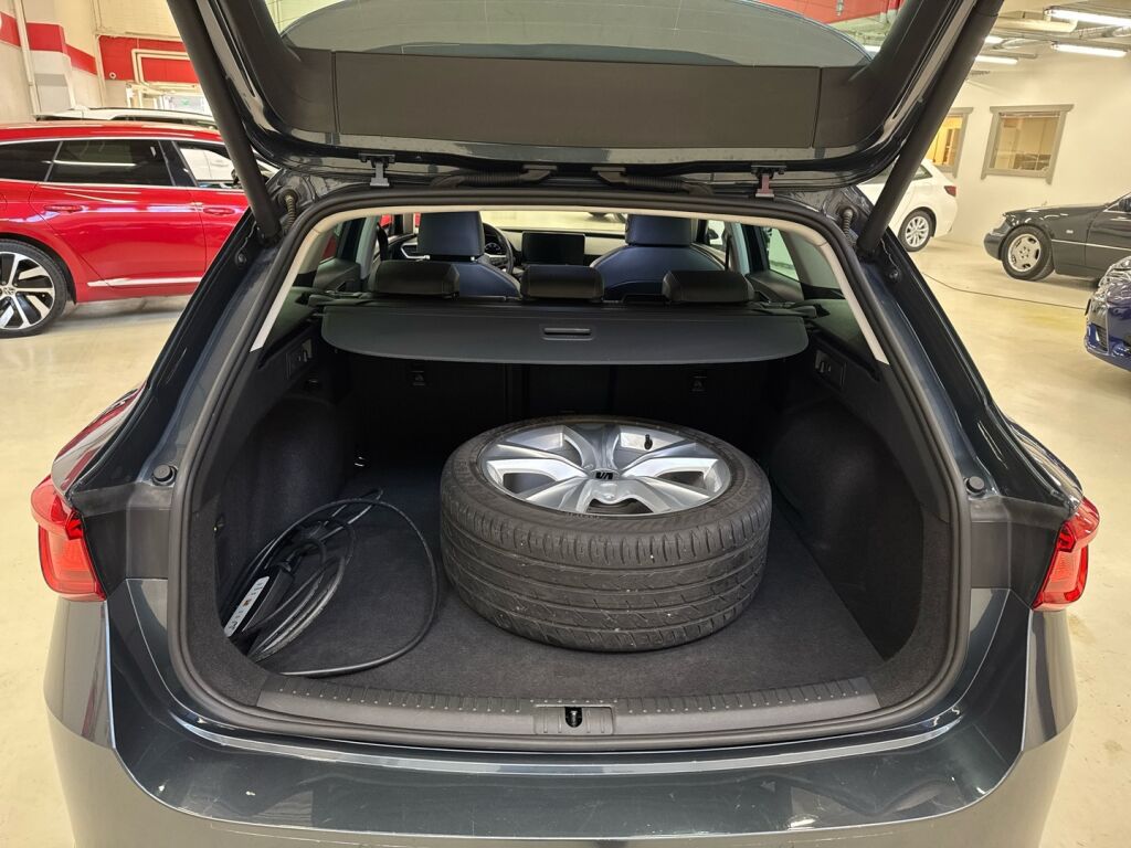 Seat Leon Sportstourer 2021 Harmaa