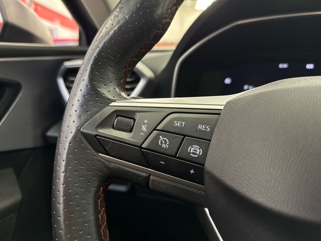 Seat Leon Sportstourer 2021 Harmaa