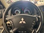 Mitsubishi Pajero 2011 Musta