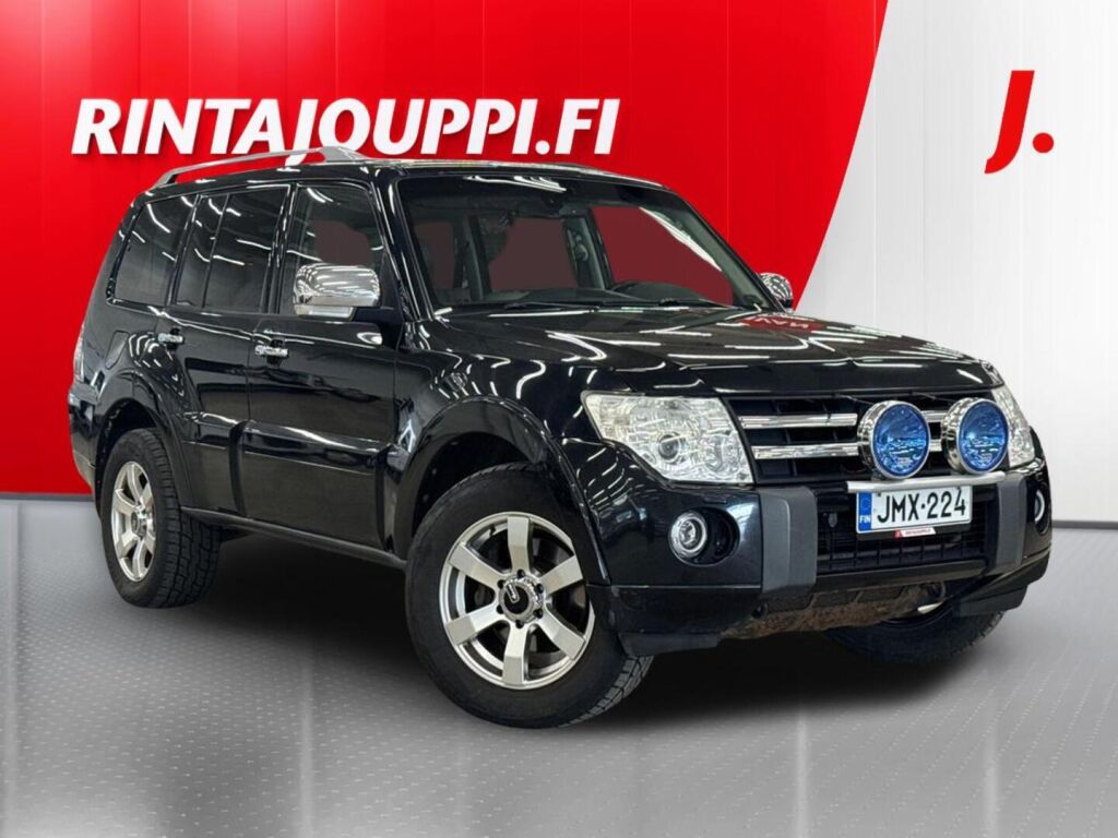 Mitsubishi Pajero 2011 Musta