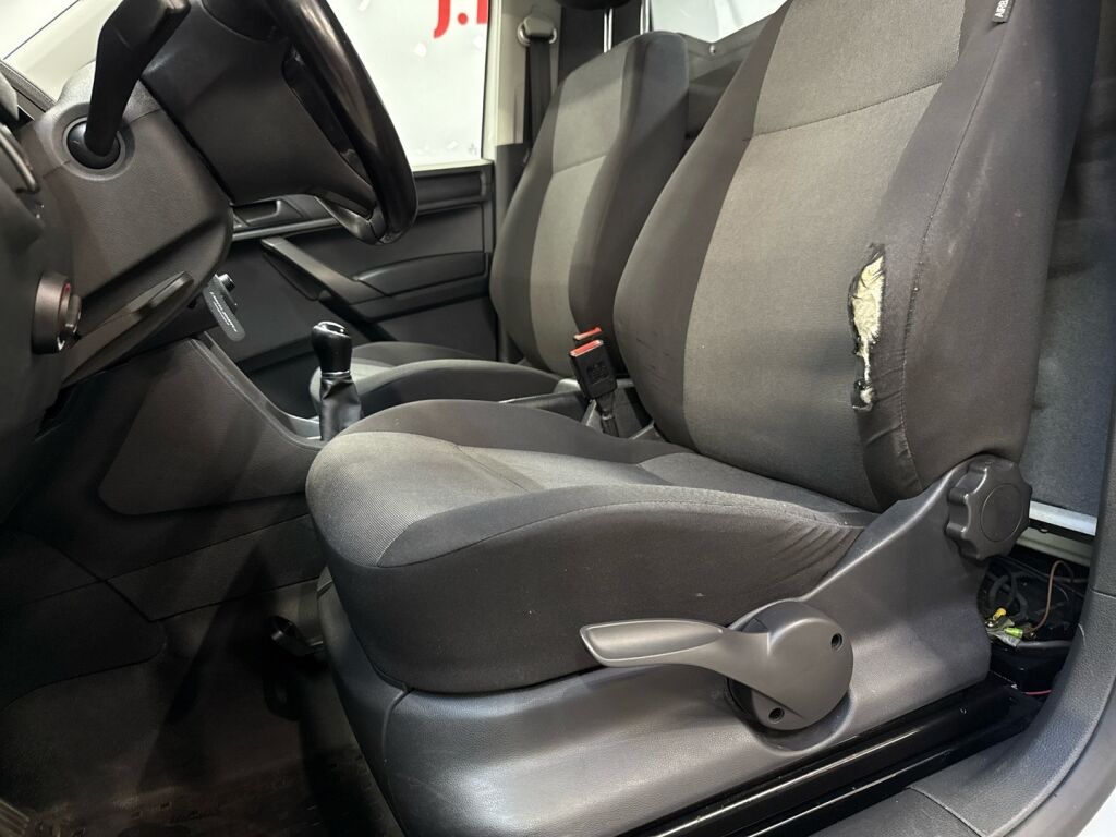 Volkswagen Caddy Maxi 2017 Valkoinen