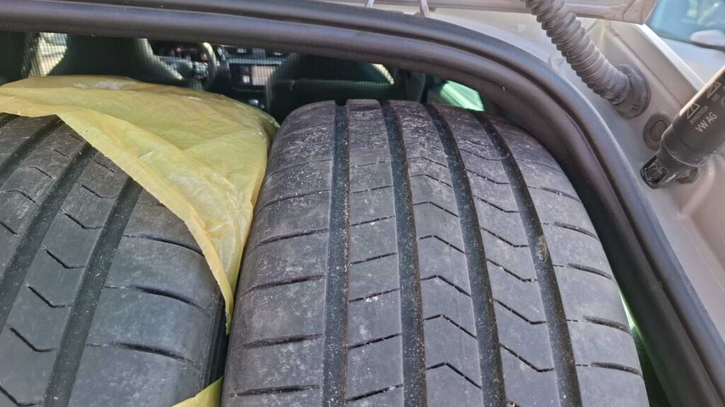 Skoda Superb 2023 Harmaa