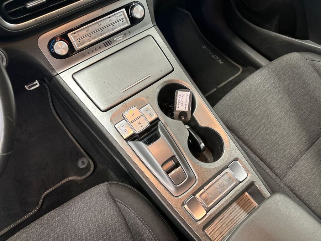 Hyundai KONA 2021 Sininen
