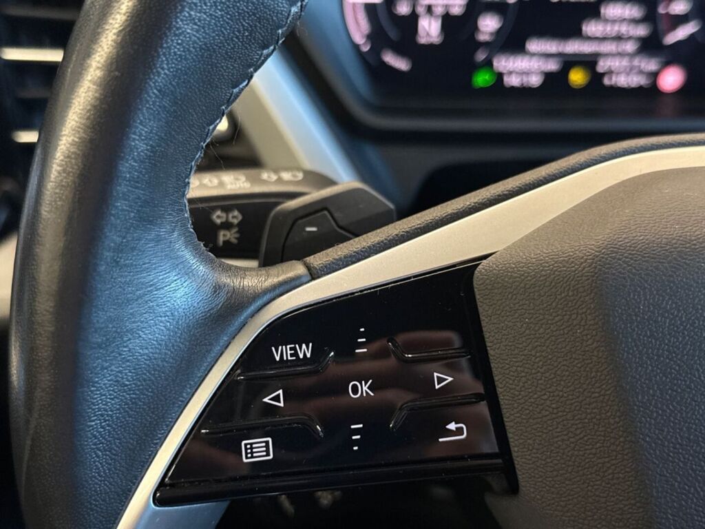 Audi Q4 e-tron 2023 Harmaa