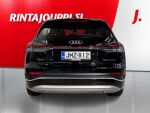 Audi Q4 e-tron 2023 Musta