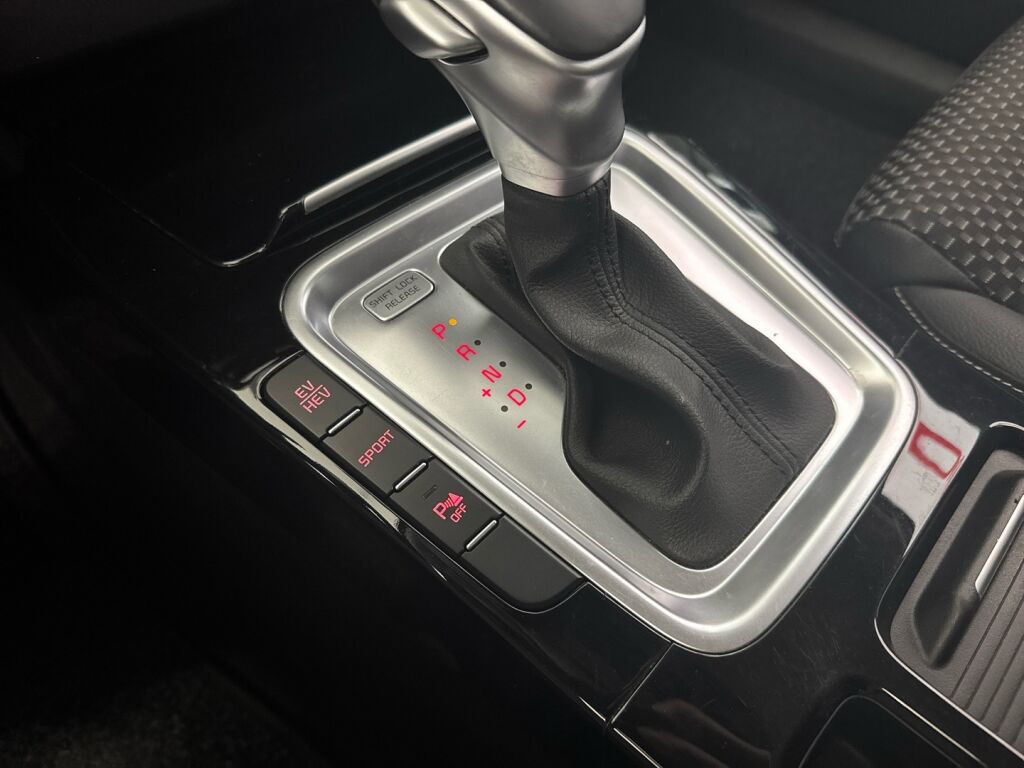 Kia Ceed 2020 Valkoinen