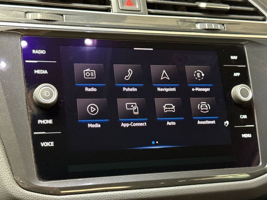 Volkswagen Tiguan 2023 Valkoinen