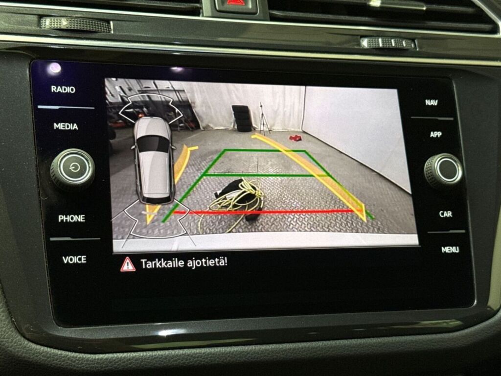 Volkswagen Tiguan 2023 Valkoinen