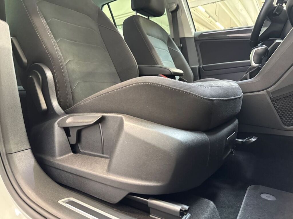 Volkswagen Tiguan 2023 Valkoinen