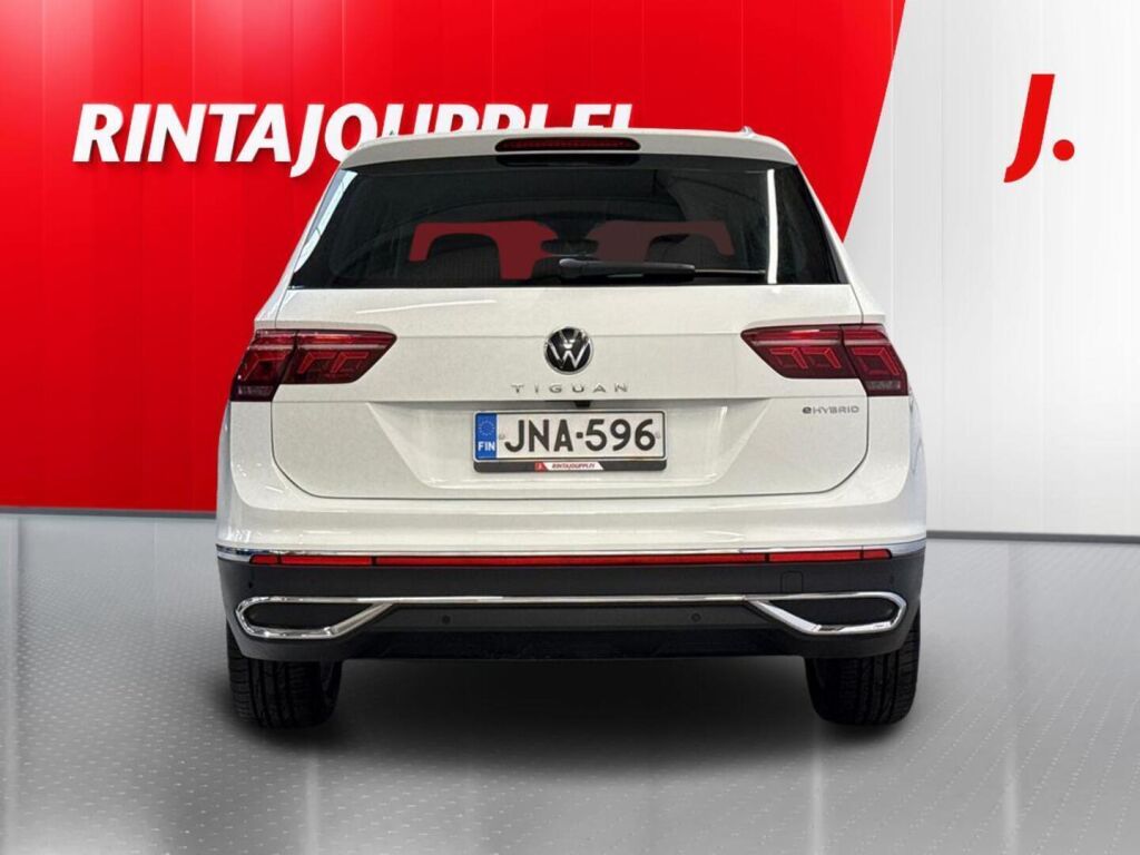 Volkswagen Tiguan 2023 Valkoinen