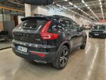 Volvo XC40 2020 Musta