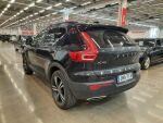 Volvo XC40 2020 Musta
