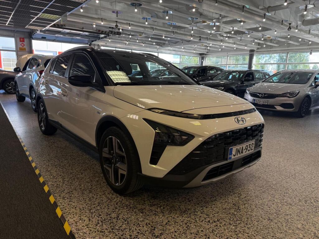 Hyundai Bayon 2023 Valkoinen