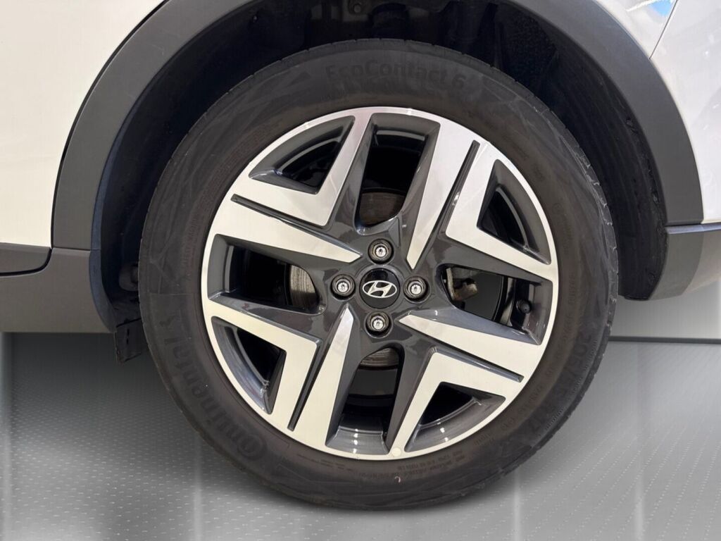 Hyundai Bayon 2023 Valkoinen