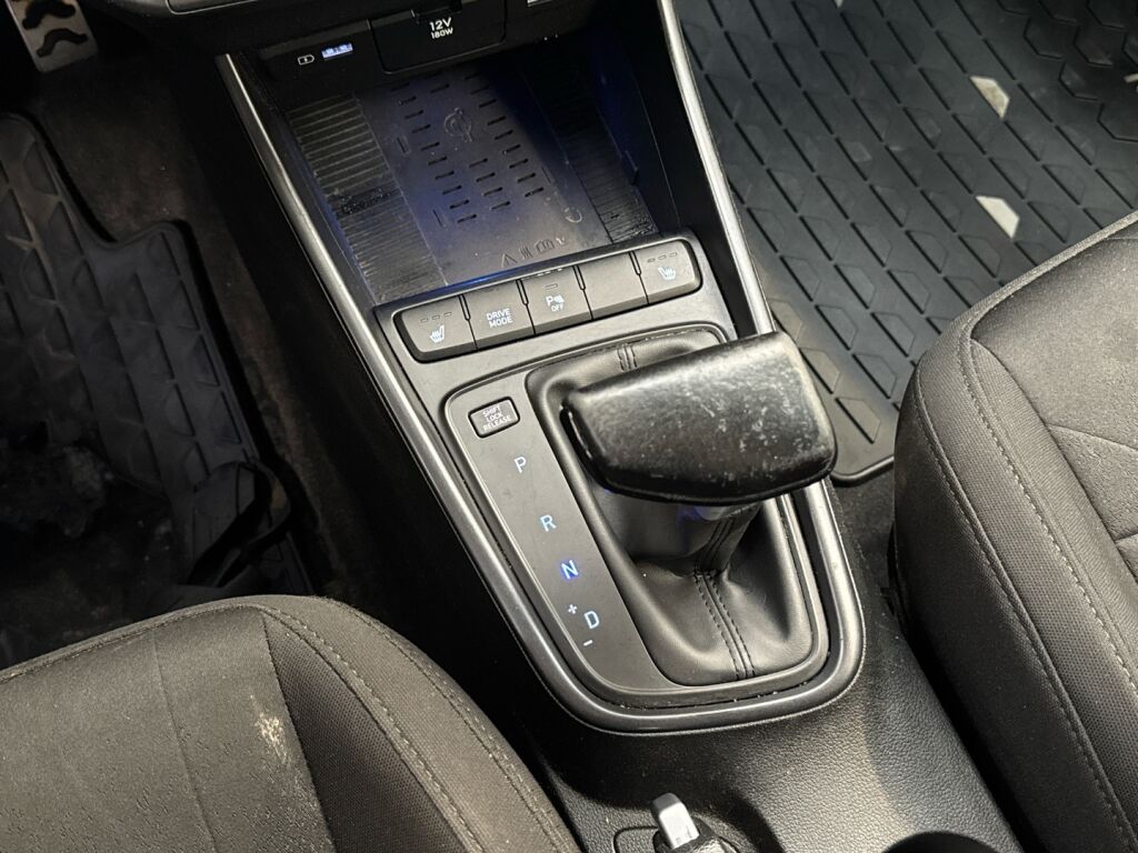 Hyundai Bayon 2023 Valkoinen