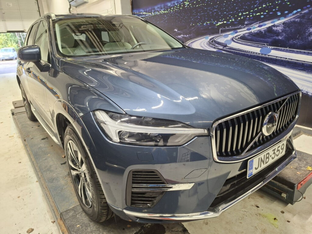 Volvo XC60 2024 Sininen