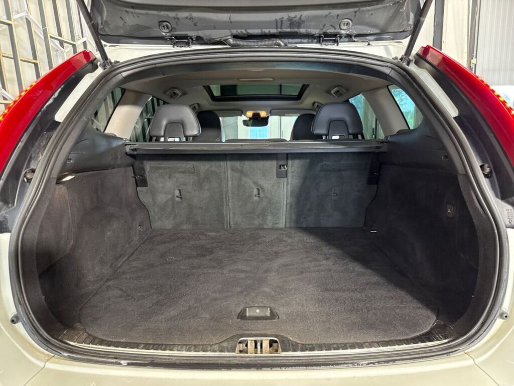 Volvo XC60 2016 Valkoinen