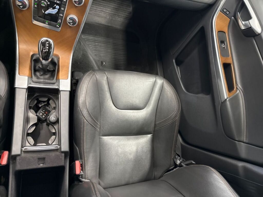 Volvo XC60 2016 Valkoinen