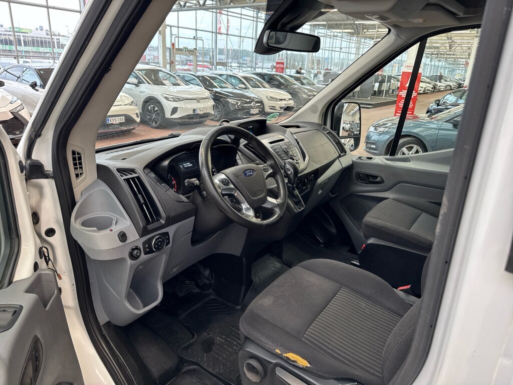 Ford Transit 2019 Valkoinen