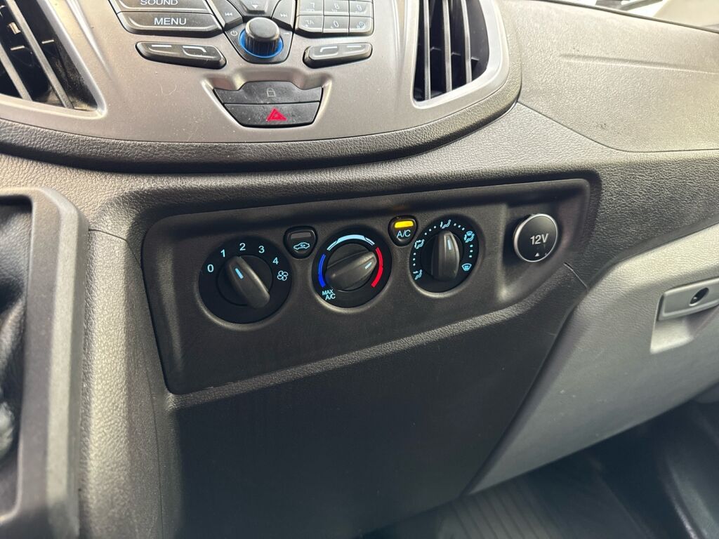 Ford Transit 2019 Valkoinen