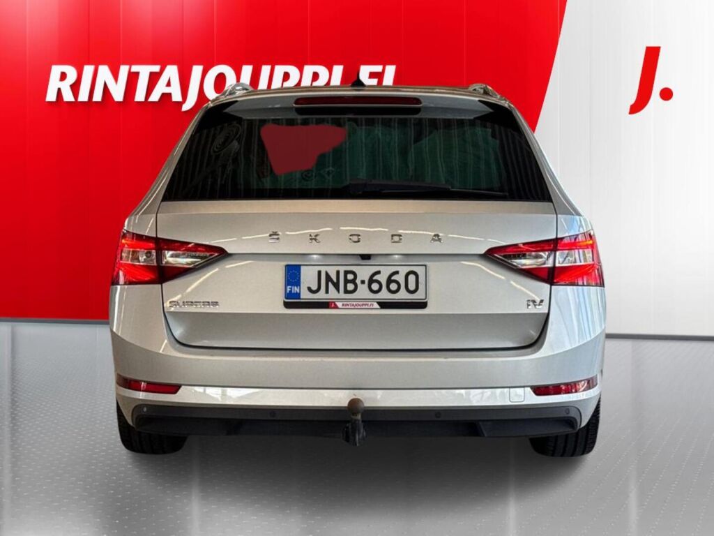 Skoda Superb 2024 Harmaa