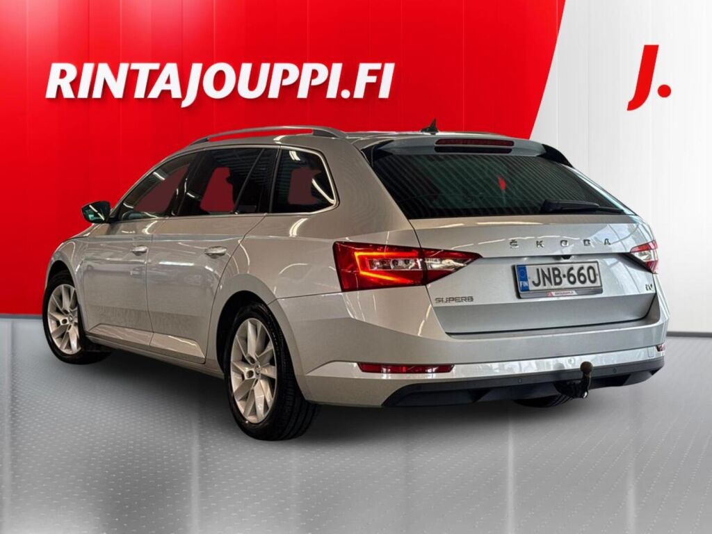 Skoda Superb 2024 Harmaa