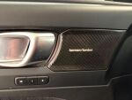 Volvo XC40 2024 Sininen