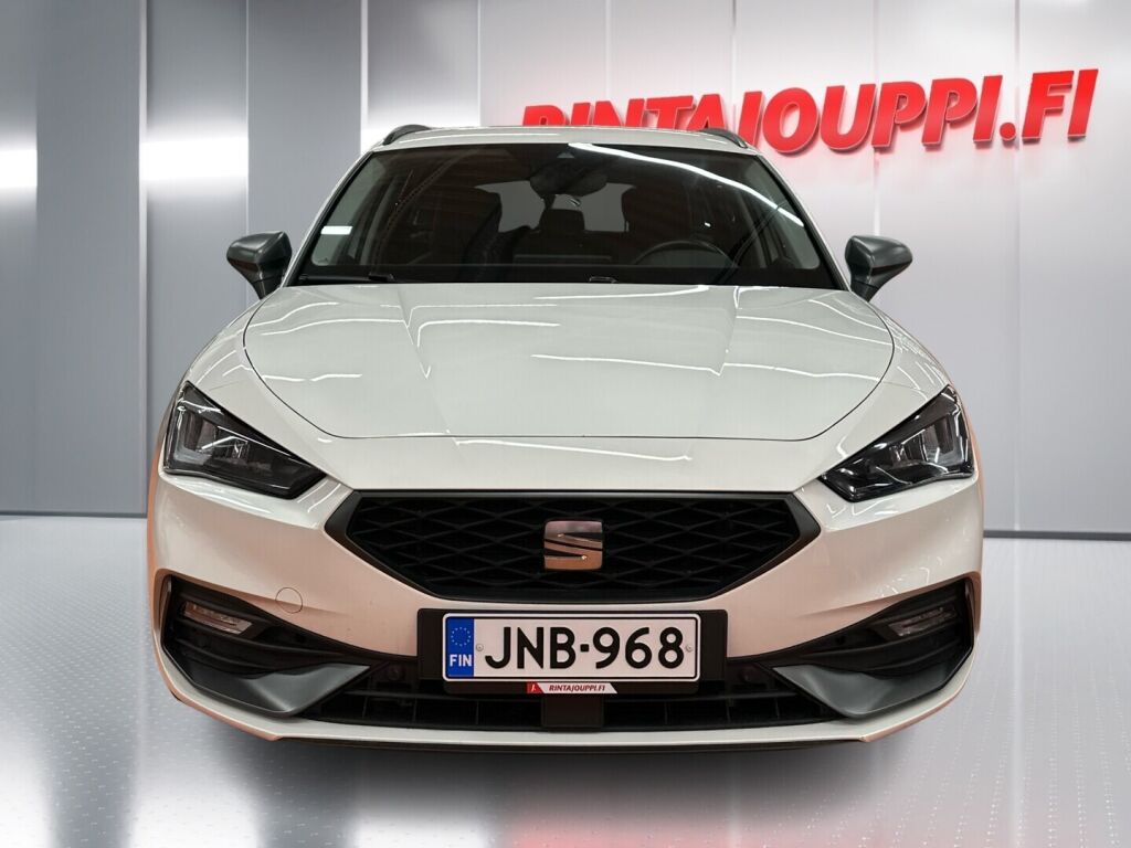 Seat Leon Sportstourer 2021 Valkoinen