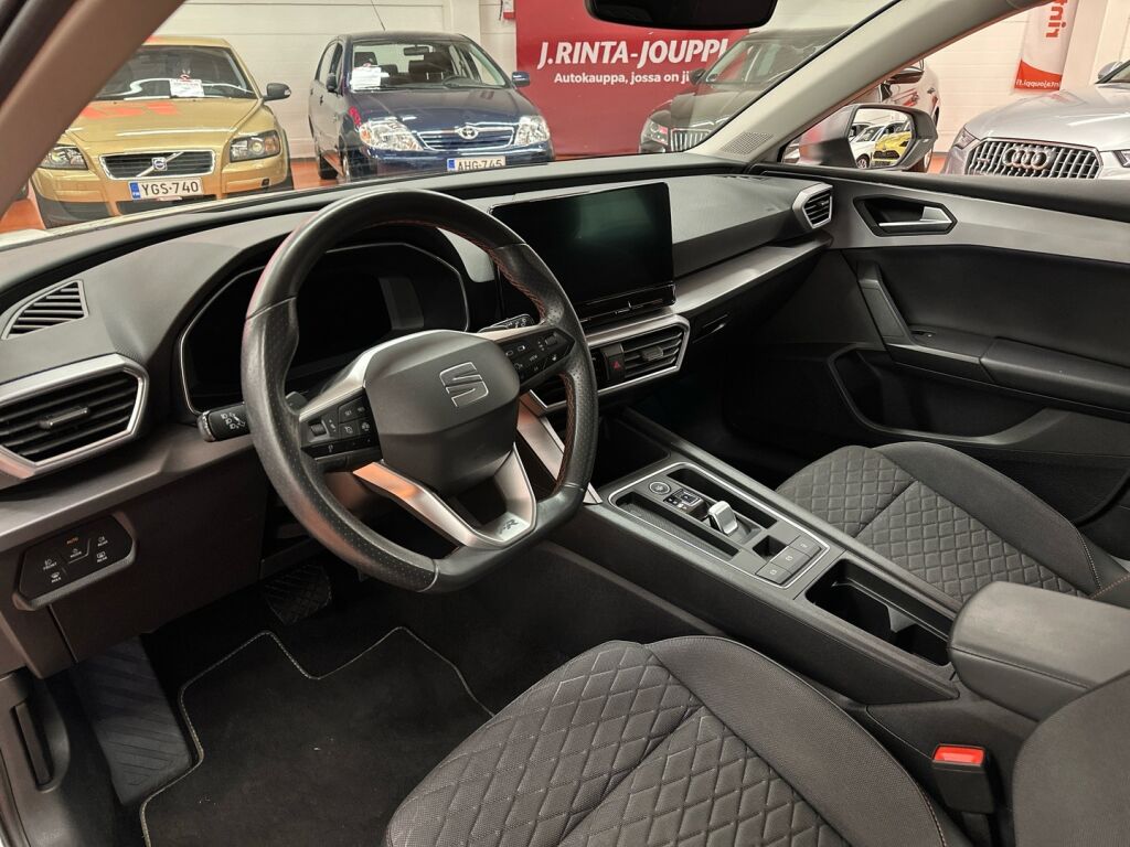 Seat Leon Sportstourer 2021 Valkoinen