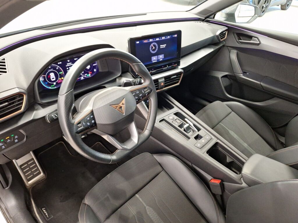 Cupra LEON SPORTSTOURER 2021 Valkoinen