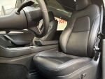 Tesla Model Y 2023 Sininen