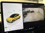Tesla Model Y 2023 Sininen