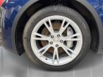Tesla Model Y 2023 Sininen