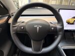 Tesla Model Y 2023 Sininen