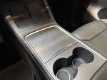 Tesla Model Y 2023 Sininen