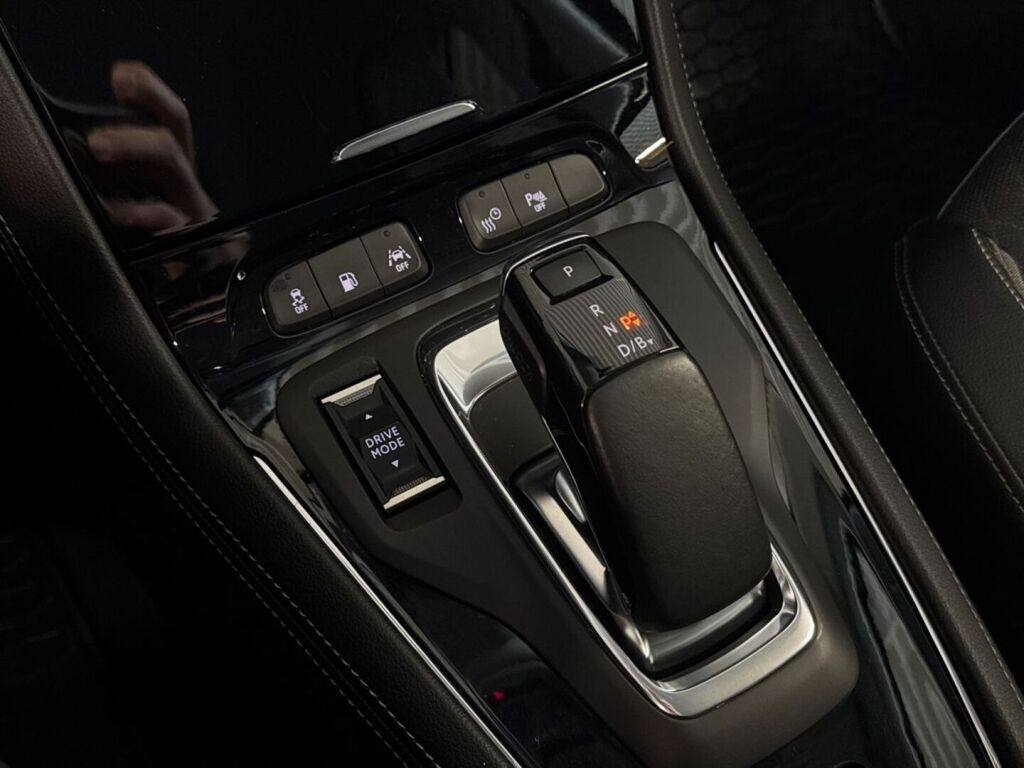 Opel GRANDLAND X 2020 Musta