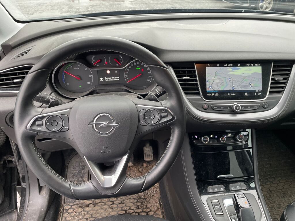 Opel Grandland 2020 Musta