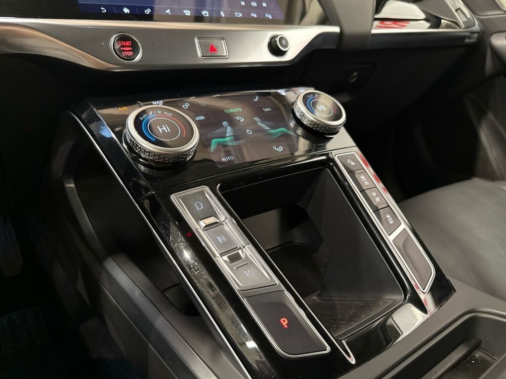 Jaguar I-PACE 2019 Musta