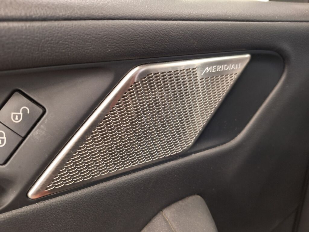 Jaguar I-PACE 2019 Musta