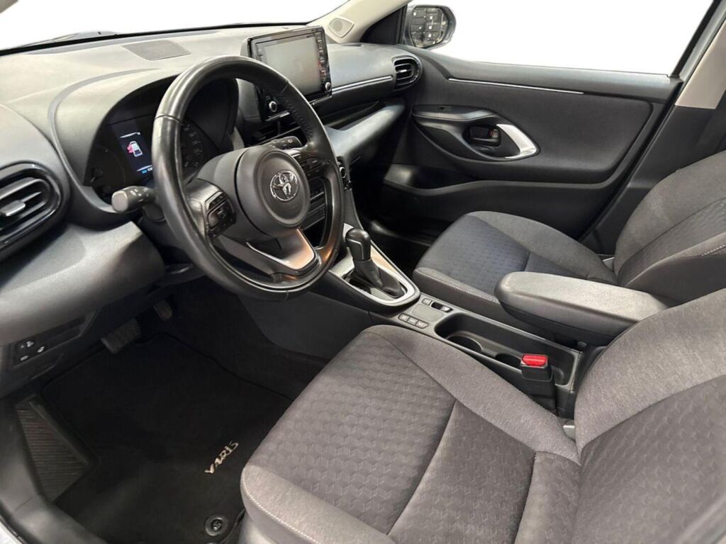 Toyota Yaris 2024 Hopea