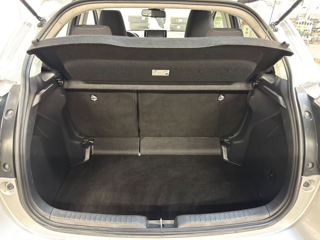 Toyota Yaris 2024 Hopea