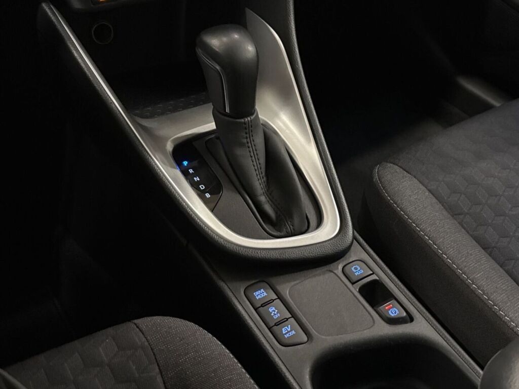 Toyota Yaris 2024 Hopea
