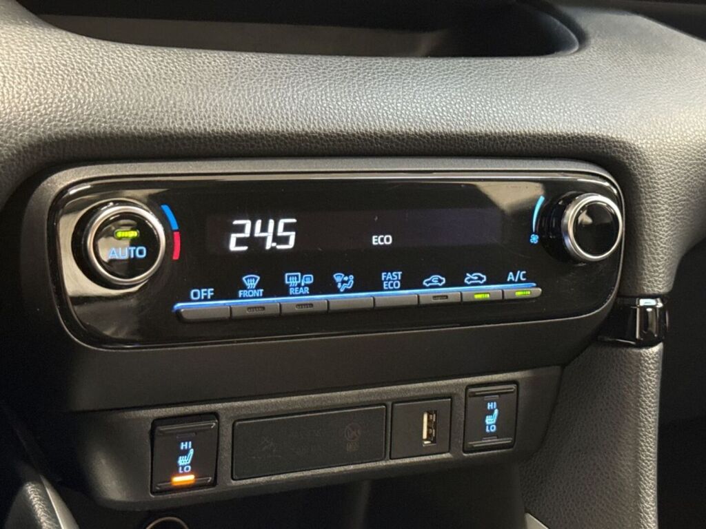 Toyota Yaris 2024 Hopea