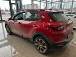 Kia Stonic 2024 Punainen