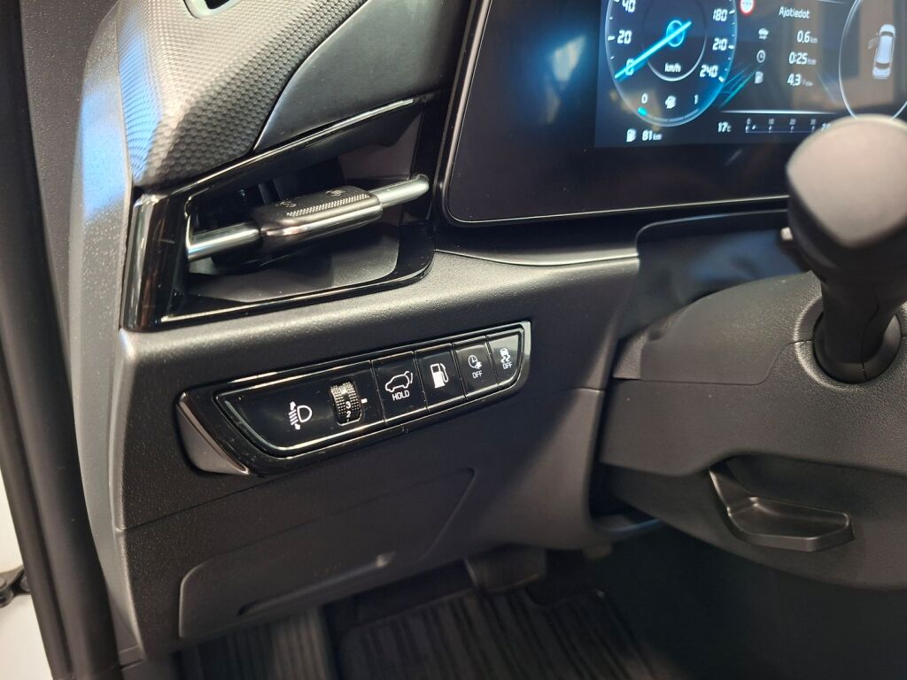 Kia Niro 2024 Valkoinen