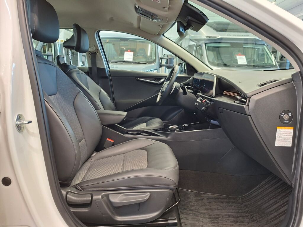 Kia Niro 2024 Valkoinen